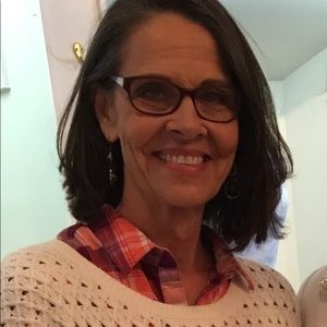 Meet your Posher, Angie